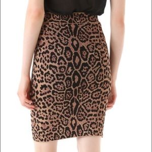 Animal Print pencil skirt XS